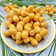 DATES YELLOW BARHI 30 LBS